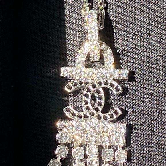 CHANEL 2022A CLASSIC SILVER TONE CC 19 LOGO CHOKER NECKLACE WHITE BLACK CRYSTALS - Picture 4 of 15